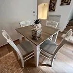 Home Chloe