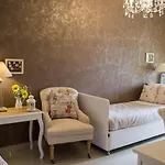 Margherita'S Shabby House