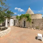 Trullo Solleone Con Piscine By Wonderful Italy