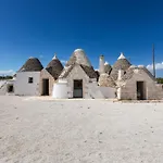 Brunaldi Trulli By Perle Di Puglia