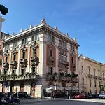 Best Stay-Theatre Suite Apartment