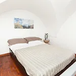 La Piccola Dimora Dell' Alcantarine