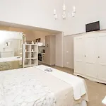 Casa Velia